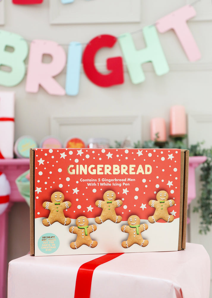 
                
                    Load image into Gallery viewer, Gingerbread Men Biscuits Decoration Kit
                
            